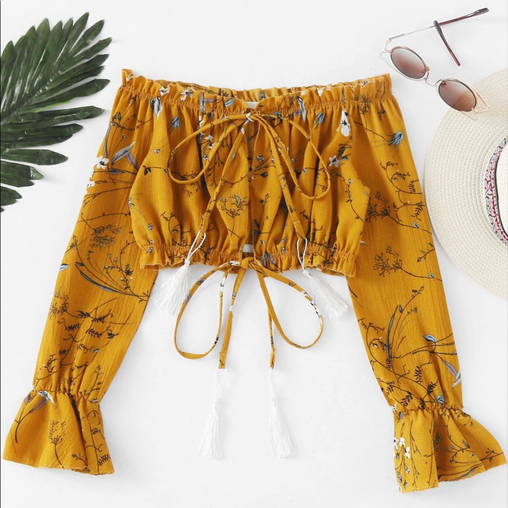 Off-shoulder Split Front Crop Blouse